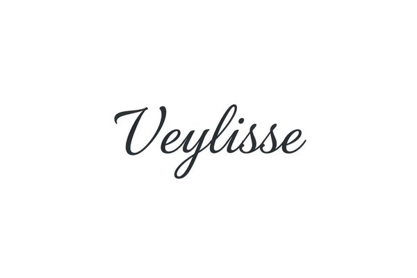 Veylisse Old Money Script Logo